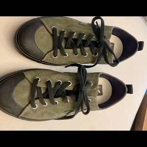 Like new…..Veja Nova, olive suede sneakers, black soles
